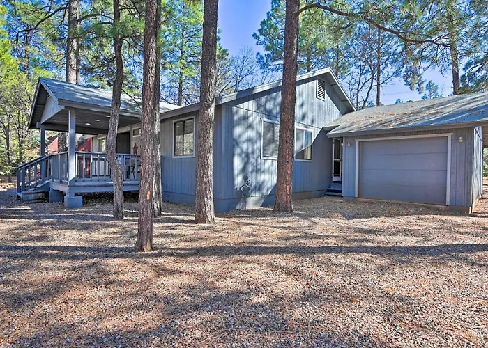 Near Hiking & Golfing: Pinetop W/ Deck! Holiday home *